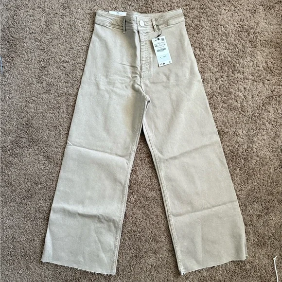Zara Tan Denim Pants - Picture 2 of 5